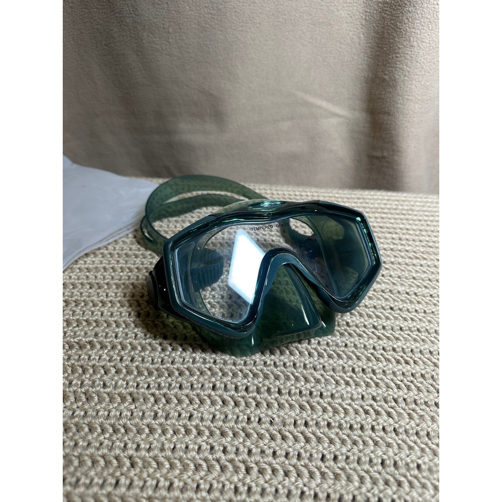 Tempered Glass Scuba Diving Mask Single Lens Green Silicone Snorkel Goggles